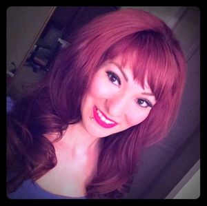 Meet your Posher, Risa